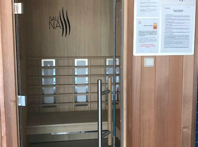 Aparthotel Domitys Les Fregates *